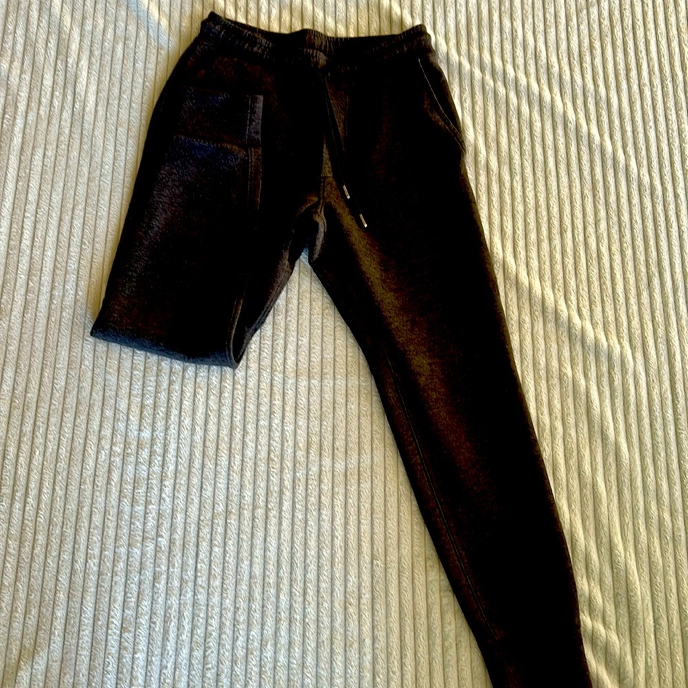 Gently used American Eagle joggers